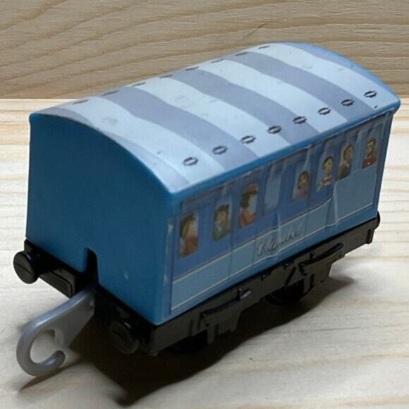 Thomas and Friends Clarabel Passenger Locomotive Train Car Trackmaster - Picture 5 of 6